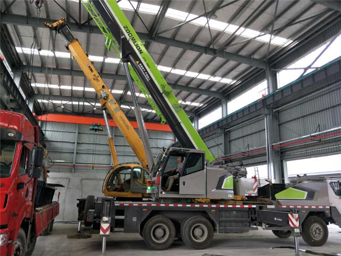 阎良区高空车出租需要注意哪些安全事项？