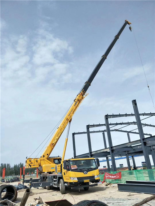 阎良区超高层建筑钢结构吊装案例